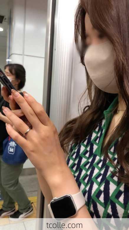 【すぐそこの眺め68】電車内でセクシーＯＬに大接近！！